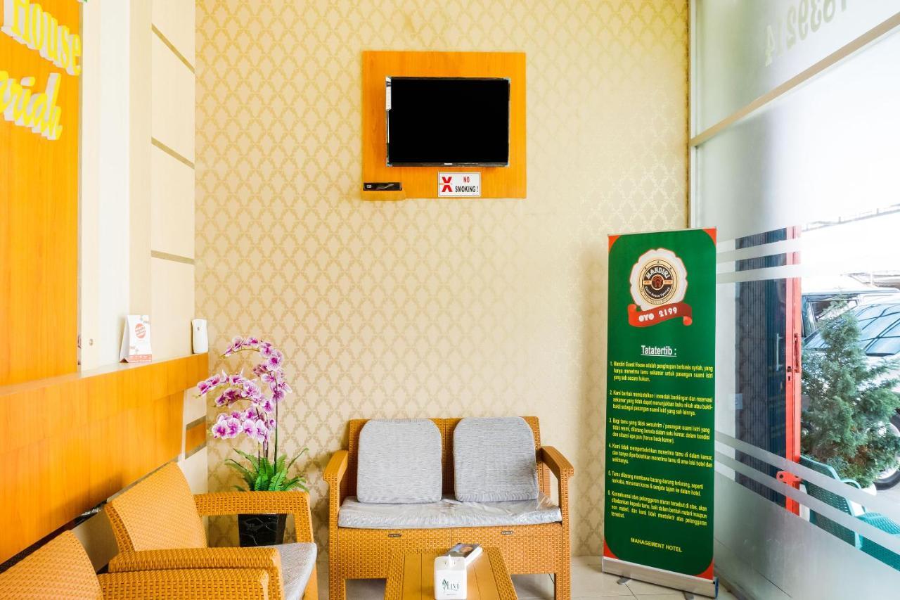 Oyo 2199 Mandiri Guest House Syariah Bukittinggi Exterior foto